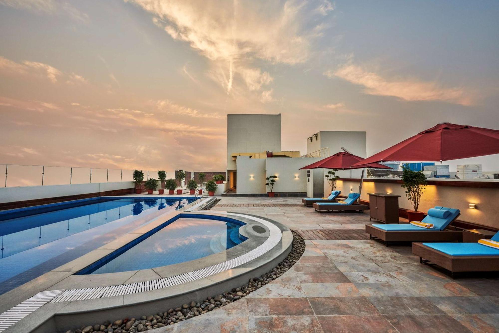 Hilton Garden Inn לקנאו מראה חיצוני תמונה