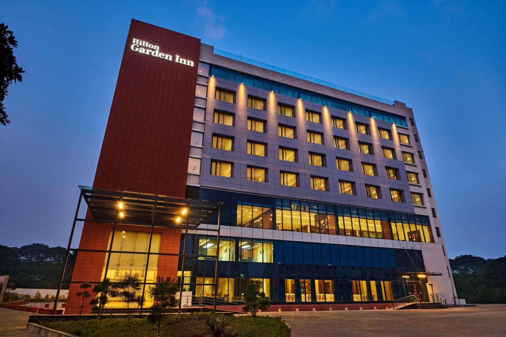 Hilton Garden Inn לקנאו מראה חיצוני תמונה